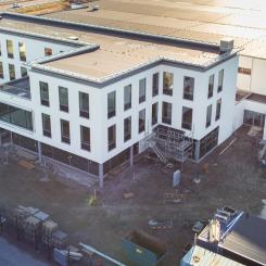 Bjelins huvudkontor och nordiska centrallager i Helsingborg under uppförande. Foto: Bjelin