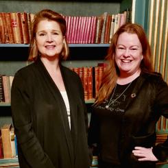 Cecilia Fredholm Vaarning, Chef Hållbara affärer på Stena Fastigheter (t.v.) tar hjälp av rymdföretaget I.S.A.A.C. och rymddesigner Cecilia Hertz (t.h.) för att skapa framtidens boende. Foto:  Stena Fastigheter
