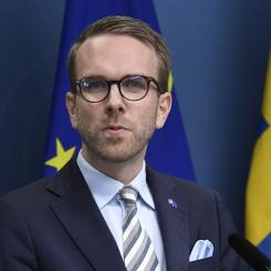 Marko Säävälä/TT: Bostadsminister Andreas Carlson (KD) kallar till sig flera byggaktörer för ett rundabordssamtal om lösningar på bostadskrisen. Arkivbild.