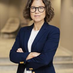 - Ett ensidigt fokus på träbyggande riskerar suboptimering, snedvriden konkurrens och att uppsatta klimatmål inte uppnås, säger Malin Löfsjögård, Vd Svensk Betong.