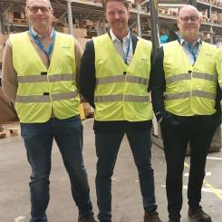 Fotograf: Ahlsell

Från vänster: Niklas Lindahl, Ahlsell, Jonas Lyckner, NCC och Lars Andersson, Ahlsell.
