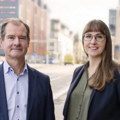 Mårten Lilja och Johanna Bjurskog. Foto: Riksbyggen