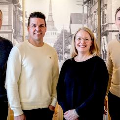 Från vänster: Mikael Svensson, projektchef på Morastrand AB, Mikael Hedh, vd på Morastrand AB, Kristin Folkesson, projektchef på ByggDialog och Erik Olsson, ombud och områdeschef på ByggDialog.