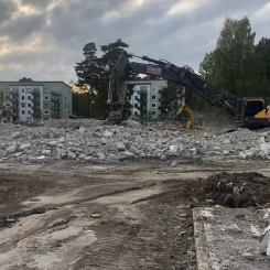 Rivningen av ett antal studentbostäder i Brickebacken genererade 13 000 ton betongrester. Foto: Örebro Bostäder