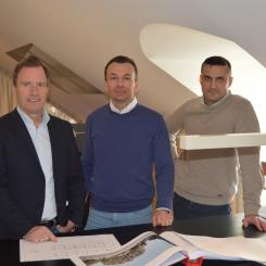 Claes Eliasson (VD Junior Living), Wojciech Wondell (Projektchef Titania), Johan Engström (Projektledare Junior Living). Foto: Titania AB