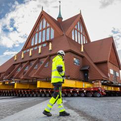 Kiruna kyrka. Pressbild: Mammoet