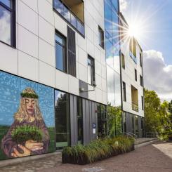 Muralmålning på HSB Living Lab. Foto: HSB
