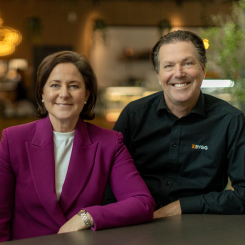 Marknadschef Lena Carlberg och Erik Öhlin. Pressbild: Kesko Sverige