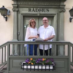 Katarina Hultqvist, VD Koppartallen och Mats Nilsson, kommunstyrelsens ordförande (S) Foto: Säters Kommun