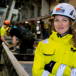 Helena Svernling blir en viktig del i förbättringsarbetet gällande arbetsmiljö i Byggelement, Smidmek och K-System. Foto: Peab Industri