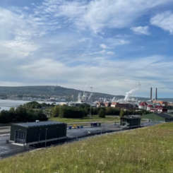 Vid de många sprängningarna under projektet har elektroniska kapslar använts för att kunna styra borrhålen i detalj och på så sätt få kontroll över de vibrationer som sker. Fotograf: Thomas Jönsson.