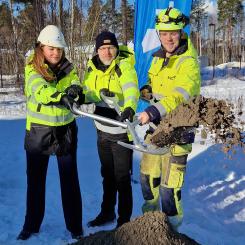Första spadtaget för klimatsmarta byggprojektet Furiren i Falun. Foto: Lindbäcks
