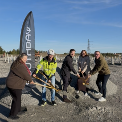 Malin Berglund, Erlendur Hilmarsson, Southbay, Felix Paljak, Southbay, Staffan Jansson (KSO), Amanda Grönlund vice vice ordf KS och orf Näringslivsutskottet. Foto: Southbay