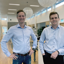 Staffan Waldenström som är vd på Byggnads AB Tornstaden och Jon Blomberg. Foto: Tornstaden
