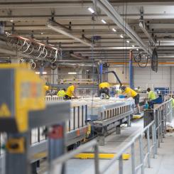 Trämodulerna produceras i Moelven Byggmoduls fabriker i både Värmlandsbro och Torsby. Pressbild: Moelven