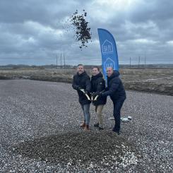 Första spadtaget för Vosslohs världsunika växelfabrik. Foto: Vossloh